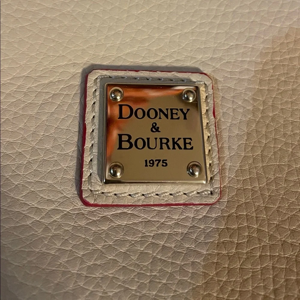 Dooney & Bourke Purse - Picture 4 of 11
